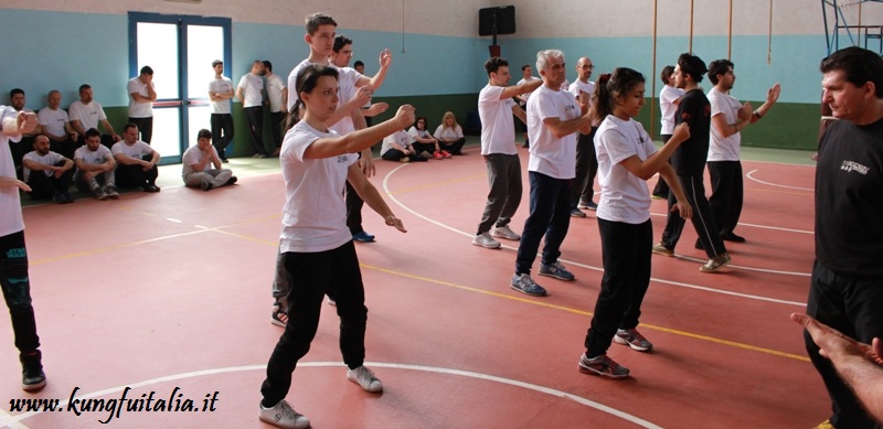 Kungfuitalia.it Kung Fu Academy di Sifu Salvatore Mezzone di Wing Chun Difesa Personale Ving Tjun Tsun Caserta Frosinone  San Severo Corato (1)